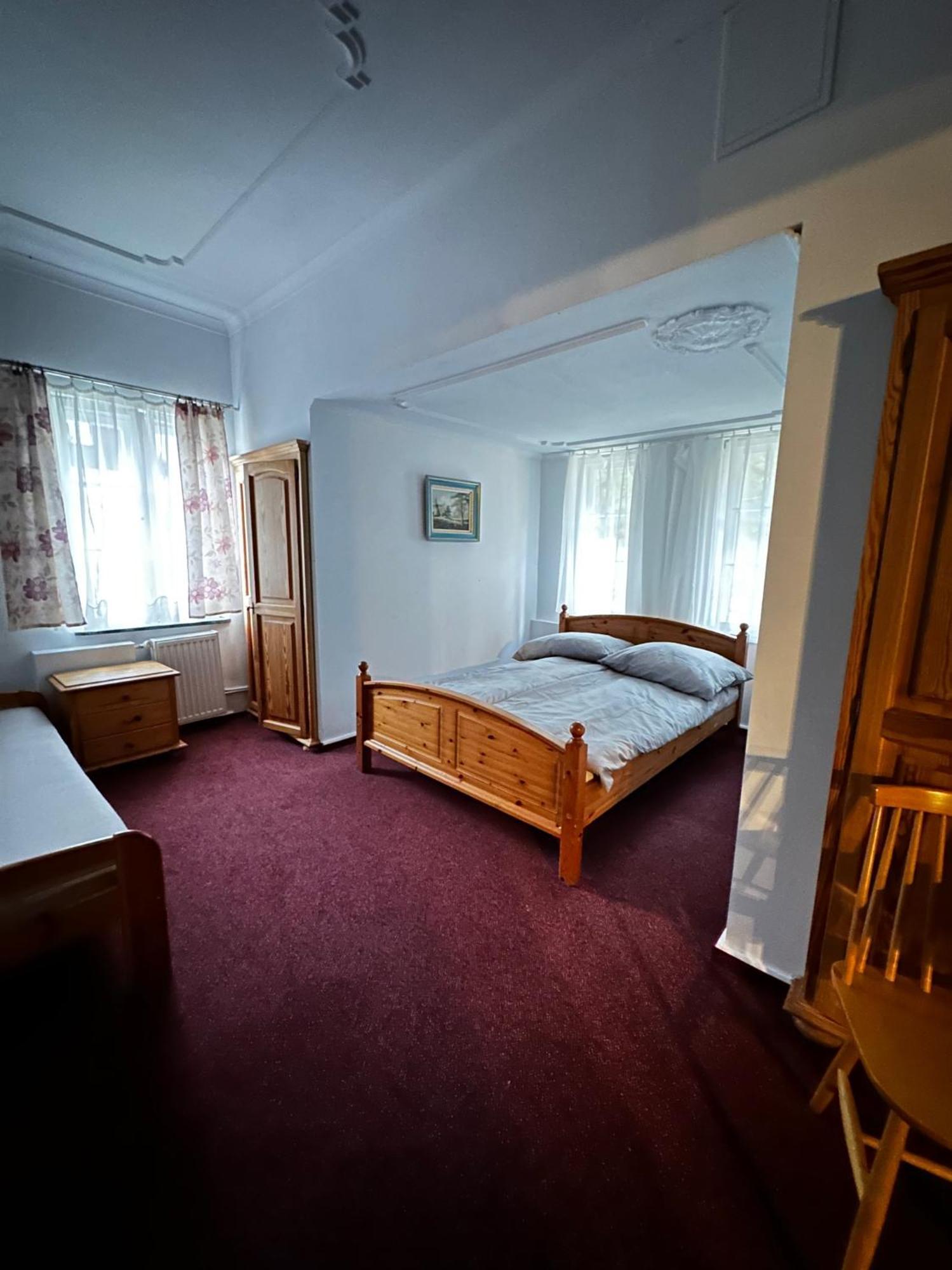 Hotel Krasnoludki Sosnówka 外观 照片
